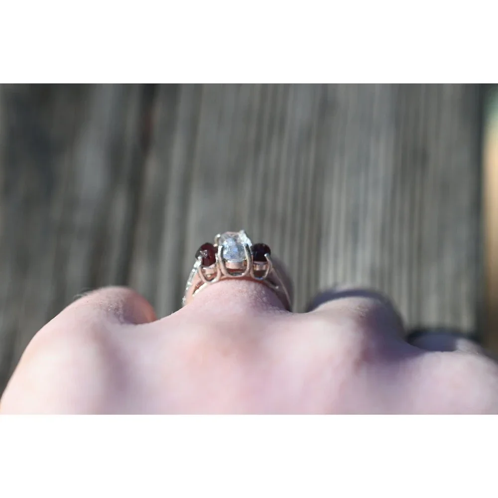 Engagement ring Raw Diamond , Rough Diamond Wedding Band, Natural Uncut Garnet ,